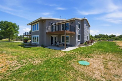 Spectacular riverfront retreat on 20 irrigated acres, secluded - photo 48