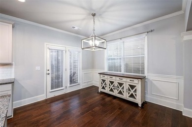 Welcome to this exceptional residence offering resort-style - photo 8