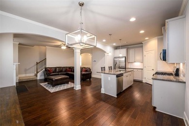 Welcome to this exceptional residence offering resort-style - photo 10