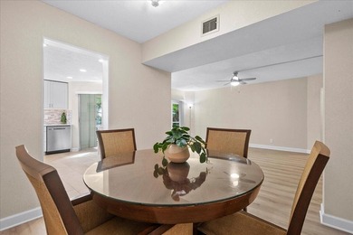 Beautifully updated 2-bedroom, 2-bath penthouse condo in the - photo 22