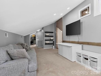 Beautiful mid-century modern nestled on the golf course in the - photo 23