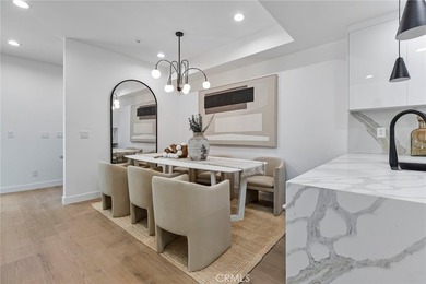 NEW CONSTRUCTION 3 bed, 2.5 bath, three-story townhome with sky - photo 6