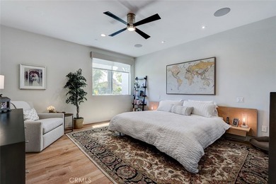 Front unit townhouse. Tons of natural light throughout the house - photo 28