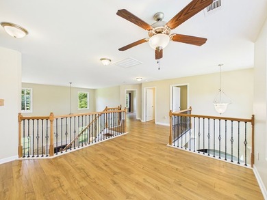 Beautiful Traditional Craftsman-style home in sought-after - photo 29