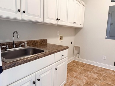 Presenting 852 Indian Fork Rd, a residence that features an - photo 10