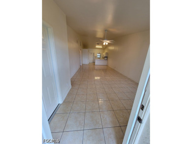 Beautifully maintained duplex on a corner lot, New Kitchen - photo 6