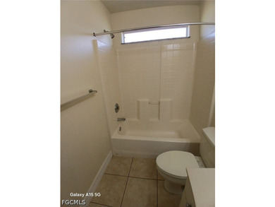 Beautifully maintained duplex on a corner lot, New Kitchen - photo 10