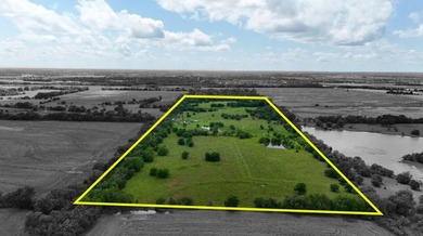 (private lake, pond, creek) Acreage For Sale in Moran Kansas