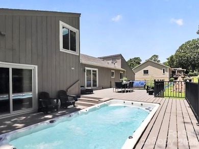 Beautiful mid-century modern nestled on the golf course in the - photo 43
