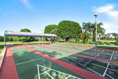 Beautifully updated 2-bedroom, 2-bath penthouse condo in the - photo 46