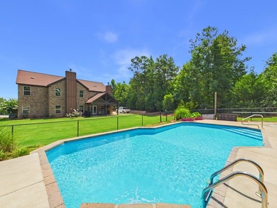 Beautiful Traditional Craftsman-style home in sought-after - photo 47