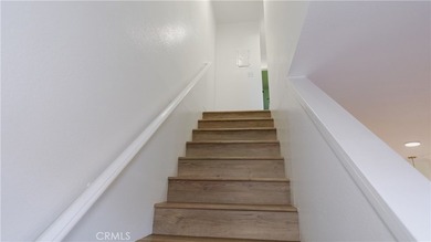 Welcome to Saddleback Park Villas, where comfort, convenience - photo 6