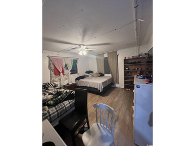 Beautifully Renovated Single-Level Home on a Spacious Acre Lot - photo 9