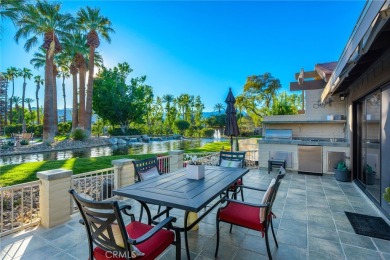Lakes at Lakes Country Club Condo Sale Pending in Palm Desert California