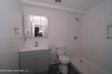 Brand-new construction two-family home in a prime Staten Island - photo 30