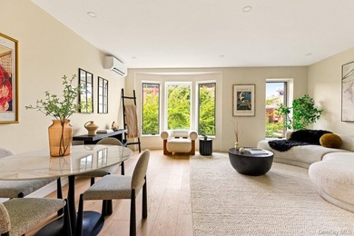 ROOFTOP PENTHOUSE CHARM. EXQUISITE MODERN DESIGN. BOUTIQUE - photo 1