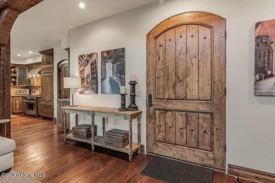 FULLY-FURNISHED GOLF CABIN AT PRESTIGIOUS BLACK ROCK. An - photo 12