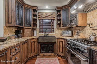 FULLY-FURNISHED GOLF CABIN AT PRESTIGIOUS BLACK ROCK. An - photo 16