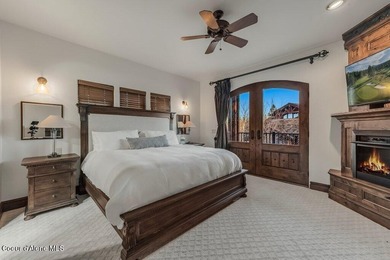 FULLY-FURNISHED GOLF CABIN AT PRESTIGIOUS BLACK ROCK. An - photo 25