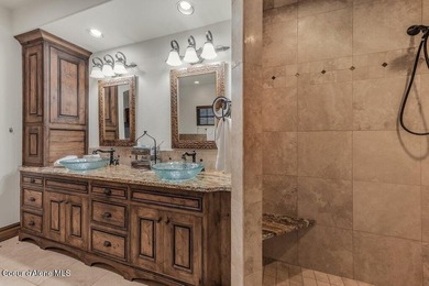FULLY-FURNISHED GOLF CABIN AT PRESTIGIOUS BLACK ROCK. An - photo 32