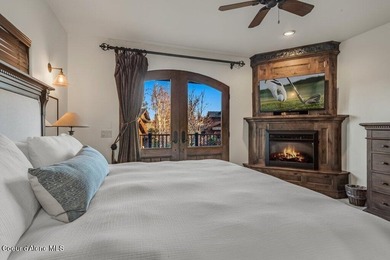 FULLY-FURNISHED GOLF CABIN AT PRESTIGIOUS BLACK ROCK. An - photo 33