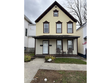 Mohawk River Home Sale Pending in Cohoes New York