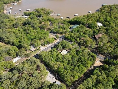 Experience lake living at its finest with this beautiful move-in - photo 42