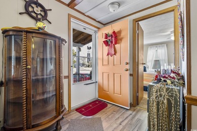 Located in the heart of North Myrtle Beach! This home is in the