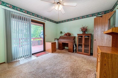 Beautiful Candlewood lakefront home! This 3 bedroom, 2 bath home - photo 50
