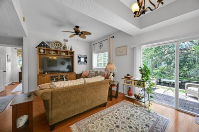 MOTIVATED SELLER! PRICE RECENTLY REDUCED! Wake up to - photo 7