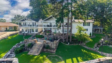 Welcome to this exceptional Lake Hamilton estate where timeless - photo 1