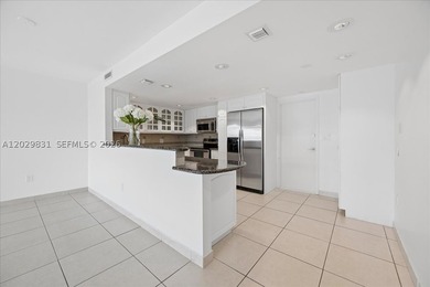 Experience the best of Key Biscayne living in this beautifully - photo 10