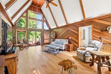 Welcome to your own private sanctuary! This stunning - photo 27