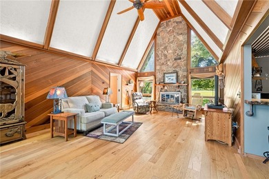 Welcome to your own private sanctuary! This stunning - photo 28
