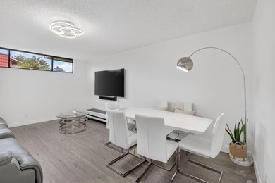 Beautiful and elegant 2-bedroom, 2.5-bath townhome in one of the - photo 3