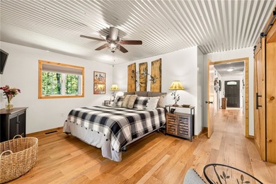Welcome to your own private sanctuary! This stunning - photo 36