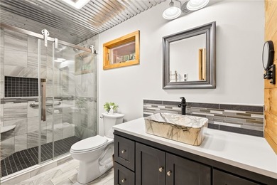 Welcome to your own private sanctuary! This stunning - photo 41