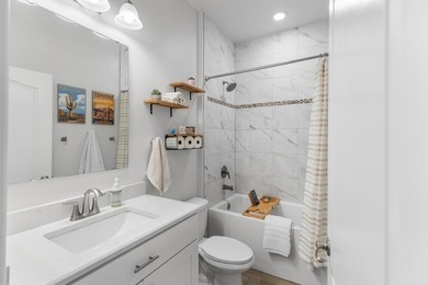 Don't miss this absolutely stunning nearly new 3 Bedroom plus - photo 9