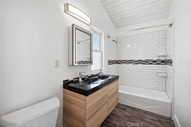 Welcome to this charming two-bedroom, two-bathroom home ideally - photo 11