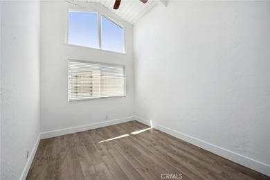 Welcome to this charming two-bedroom, two-bathroom home ideally - photo 12