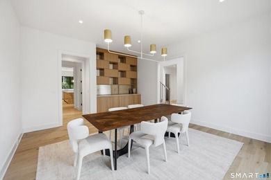 Resort-style living meets modern luxury at 2 Windy Hill Road - photo 14