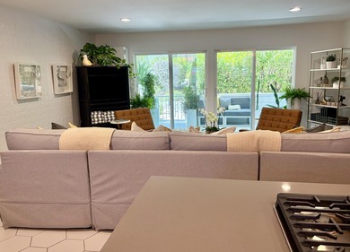 Mid Century marvel, stylishly renovated by resident owner - photo 16