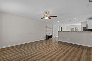 Welcome to this charming patio home nestled in the heart of Irmo - photo 7