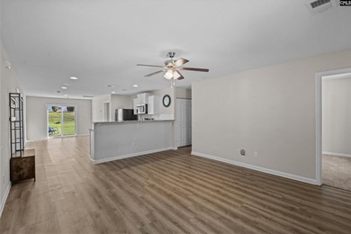Welcome to this charming patio home nestled in the heart of Irmo - photo 8