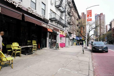 Welcome to Residence 2A at 211 East 88th Street - a charming - photo 23