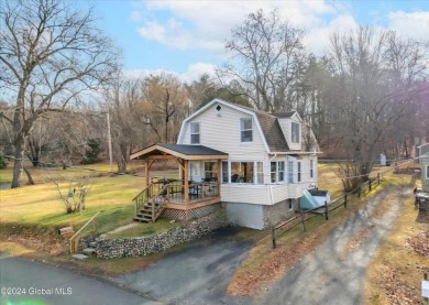 Lake Home Sale Pending in Nassau, New York