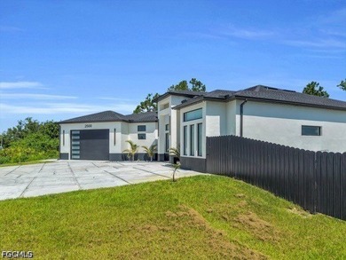 Welcome to a one-of-a-kind modern luxury residence where - photo 5