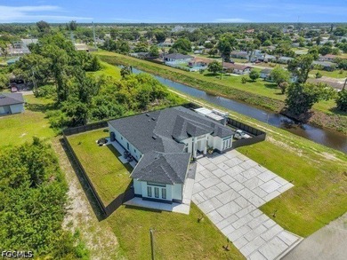 Welcome to a one-of-a-kind modern luxury residence where - photo 7