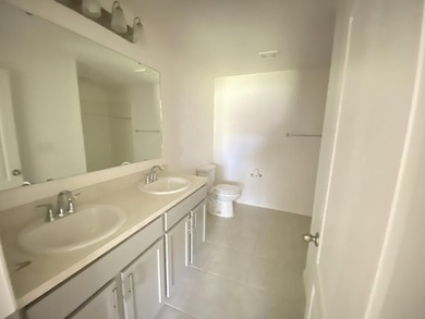 Fantastic newer CBS home located in Lakewood Park, large lot - photo 24