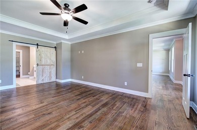 Welcome home to your gated retreat by the river! Luxury Living - photo 25